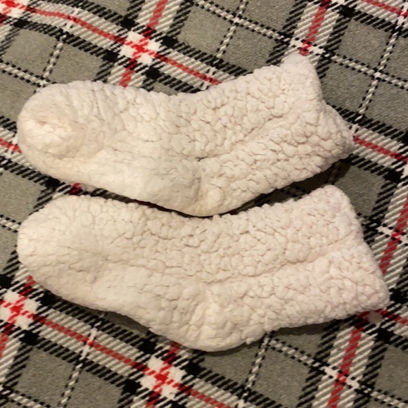 Abs “Canadian Maple” Grip Slipper Socks (Pair # 2) - Picture 5 of 7